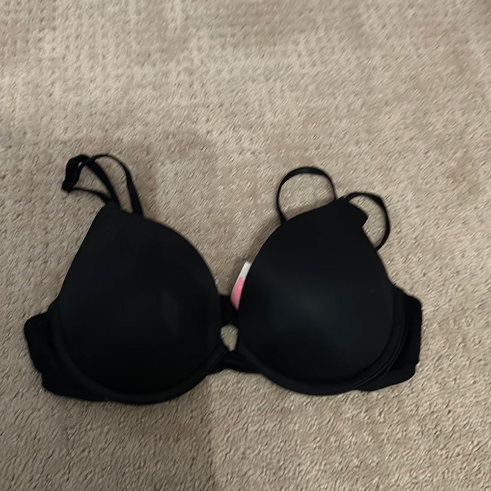 Victoria’s Secret Pink push-up  bra 34B.